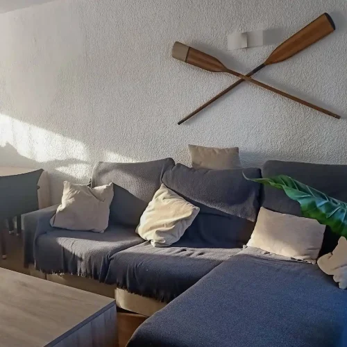 084b7dec-c595-40dc-a596-e777c6733cb0